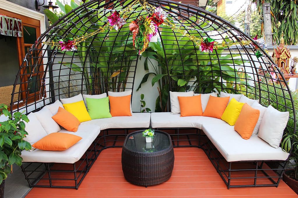 3 Low-Cost Ways to Design a Beautiful Terrace